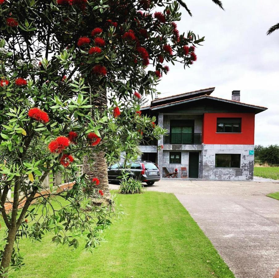 Villa La Casa de la Ría Collera Exterior foto
